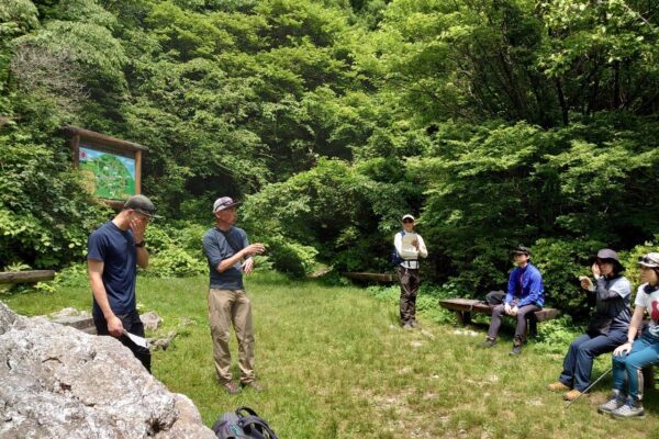 Course in pursuit of further ways to enjoy mountain climbing (*skill improvement) starting from mountains in the Reihoku area